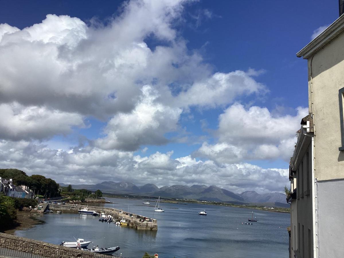Roundstone Retreats Quayside Luxury Apt エクステリア 写真